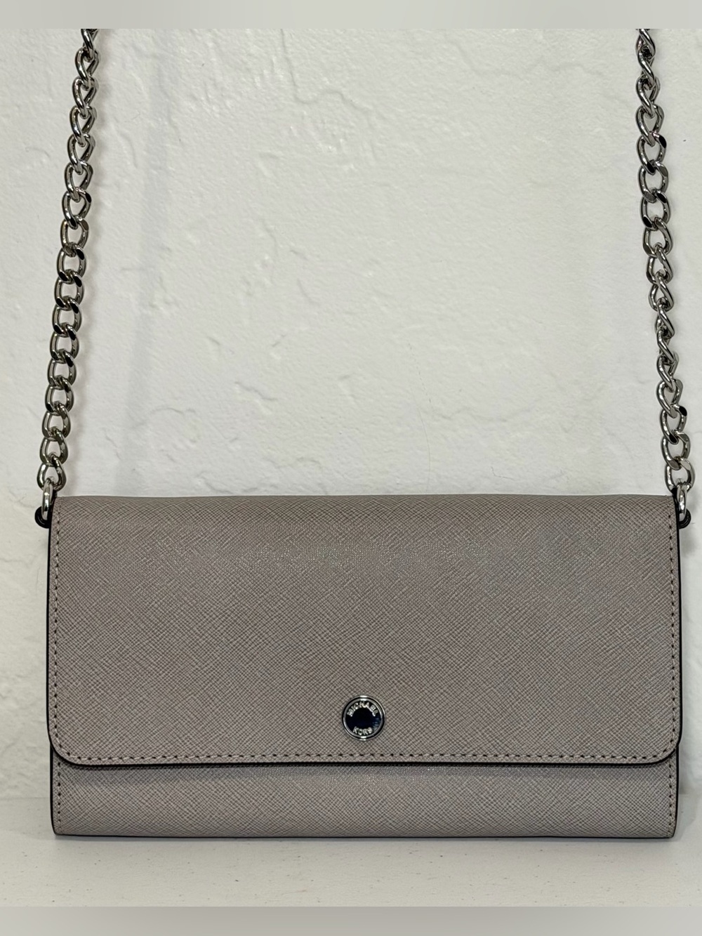 Michael Kors Chain Wallet Crossbody - Picture 2 of 14
